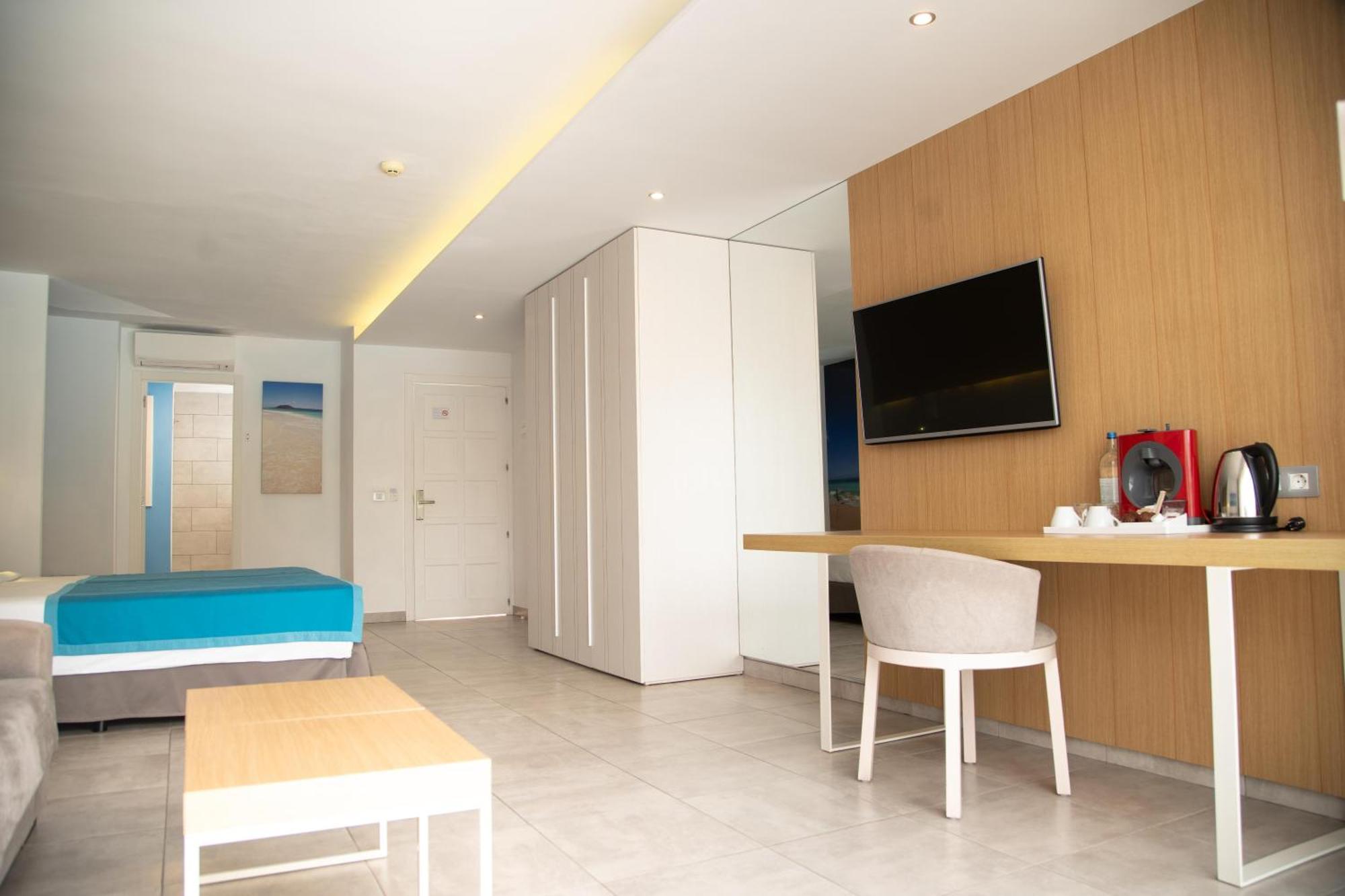 Labranda Bahia De Lobos Hotel Corralejo Bagian luar foto